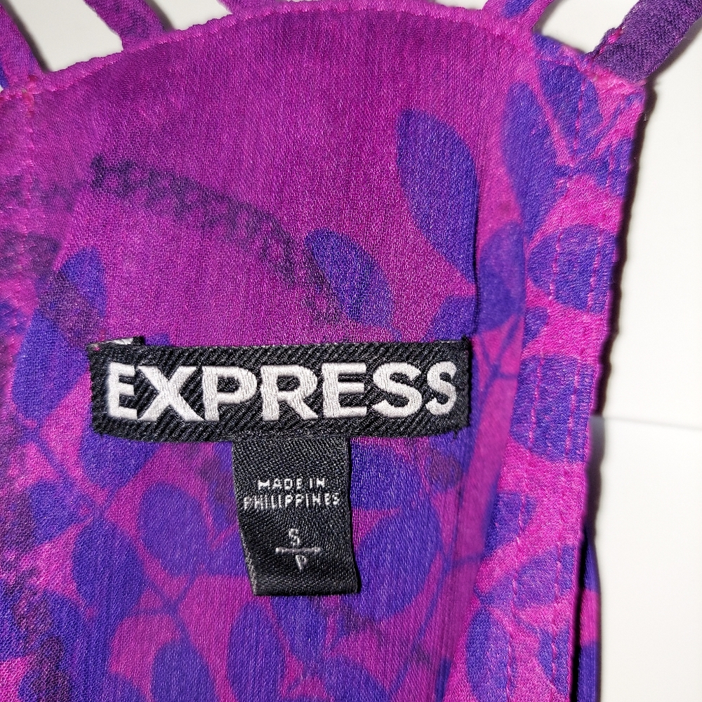 Express Racerback Blouse - Picture 2 of 3